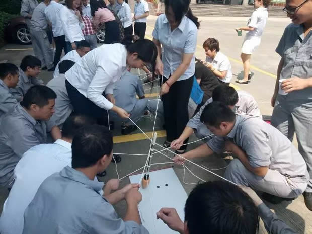 上海沪工阀门厂凝心聚力激扬青春素质拓展活动（图8）