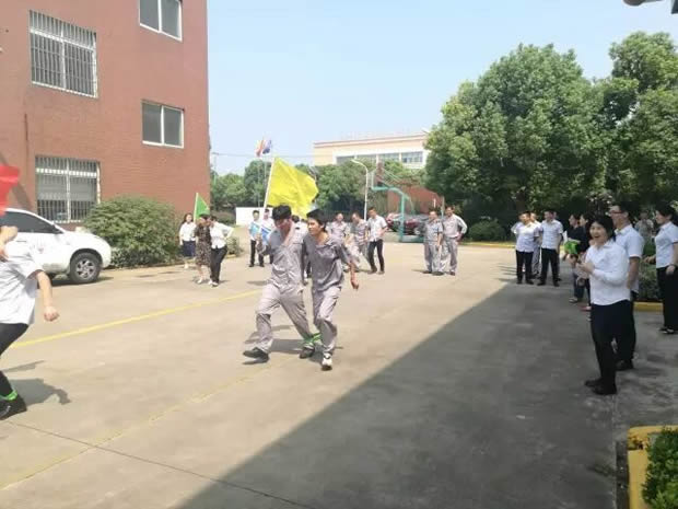 上海沪工阀门厂凝心聚力激扬青春素质拓展活动（图10）