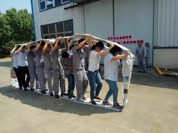 上海沪工阀门厂凝心聚力激扬青春素质拓展活动（图13）