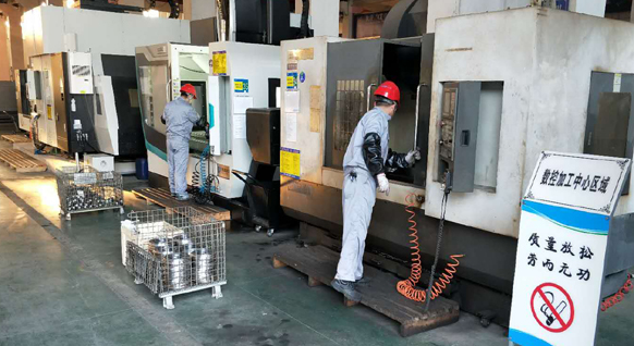 劳动报《“工具包”支撑企业稳健发展》