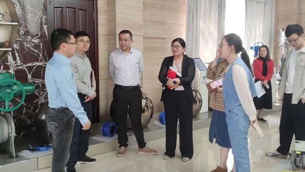 嘉定区税务局企业所得税科、第六、第十二税务所、沪工阀门党支部开展联学交流活动（图2）